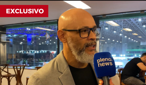 'Contrapesos da democracia não têm funcionado', diz Pr. Cirilo | Brasil