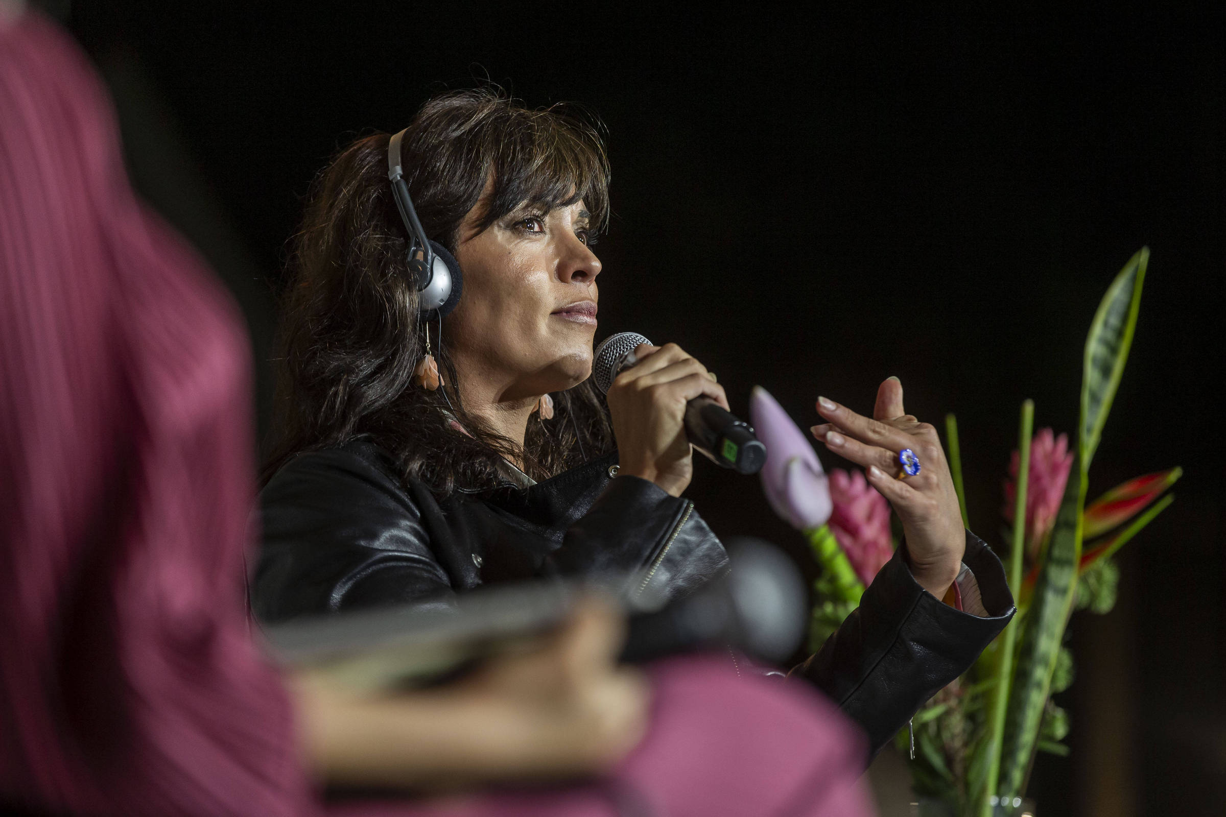 Camila Sosa Villada diz que travestis enriquecerão palavra – 30/06/2024 – Ilustrada