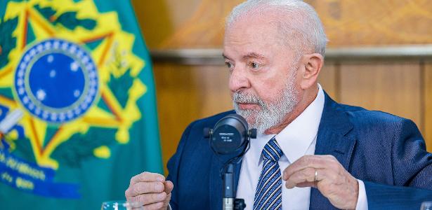 Lula não reconhece mulher e negros na política e nem no próprio governo