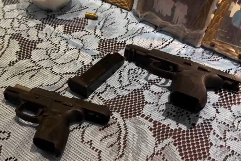 Tia e sobrinho matam homem após invasão de casa em Guarujá – 25/06/2024 – Cotidiano