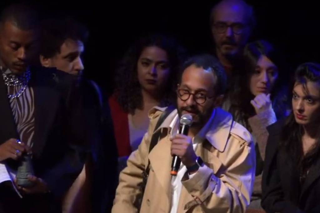Ator de teatro diz ter sofrido racismo durante prêmio APCA – 04/07/2024 – Ilustrada