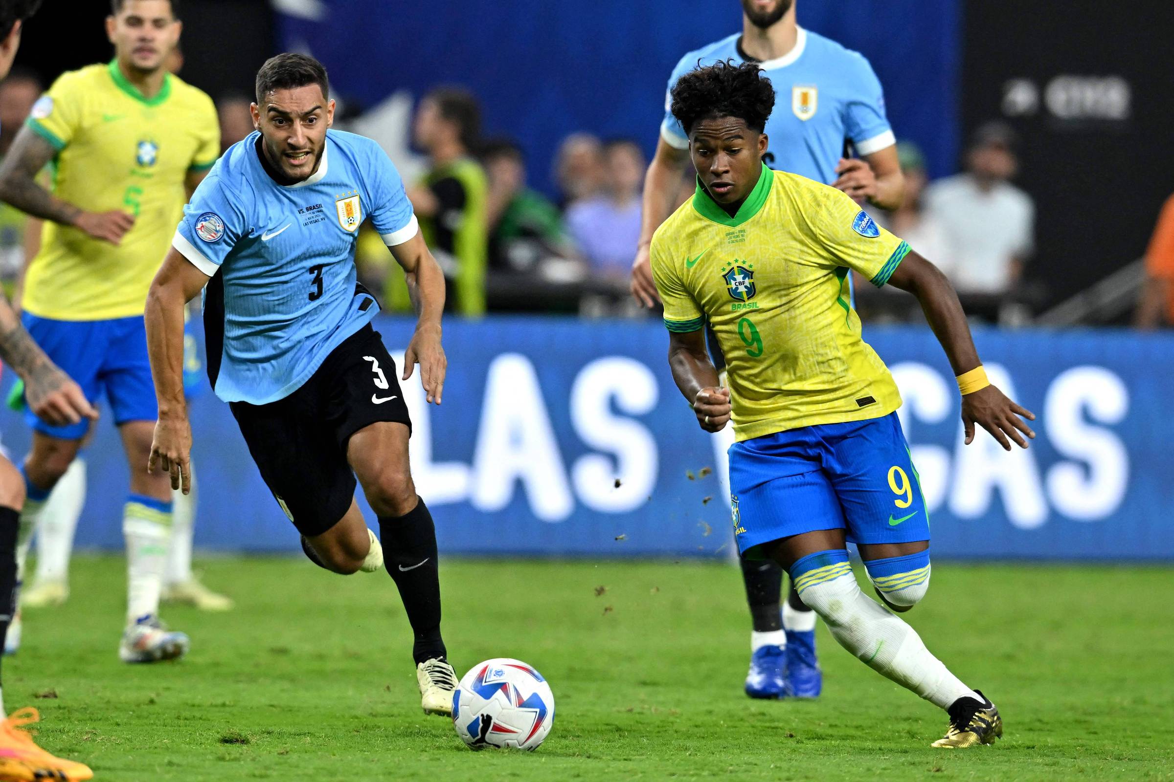Brasil perde nos pênaltis e está fora da Copa América – 07/07/2024 – Esporte