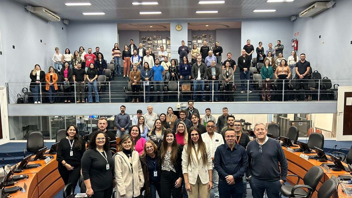 • Cohapar capacita técnicos para programa de regularização fundiária