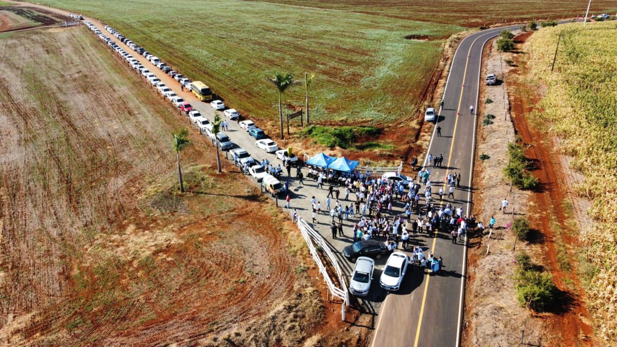 • Prefeitura entrega asfalto novo entre o Pirapó e a Caixa de São Pedro