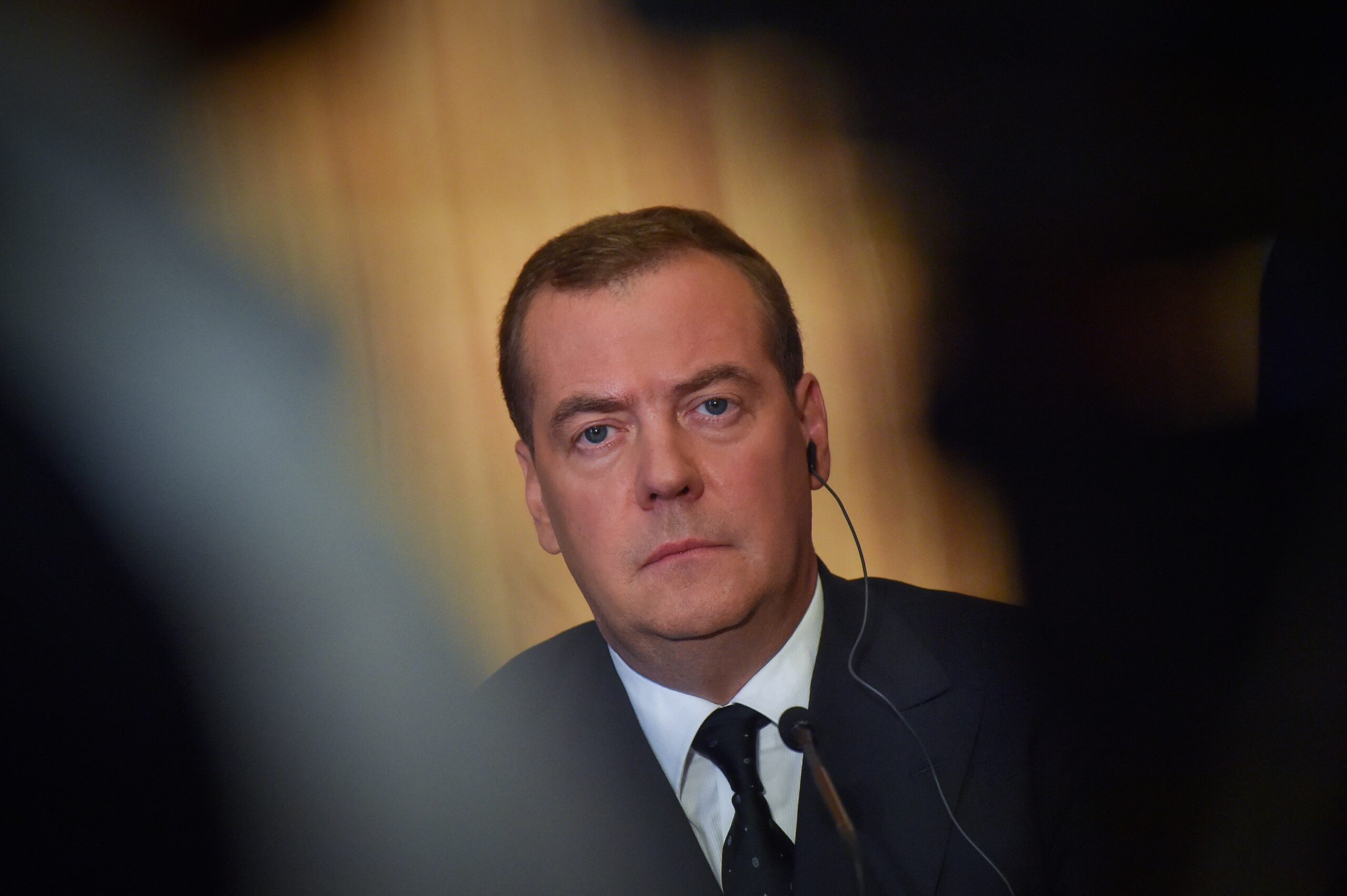 De liberal e fã de Linkin Park a provocador do Kremlin: quem é Dmitri Medvedev